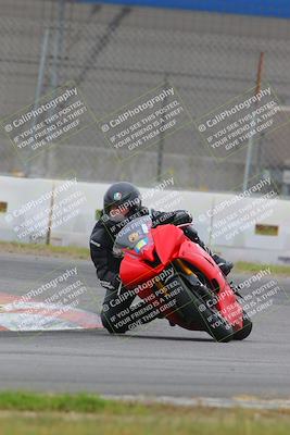 media/Oct-15-2022-Fastrack Riders (Sat) [[9a18b22502]]/Level2/Turn 9 1130am/